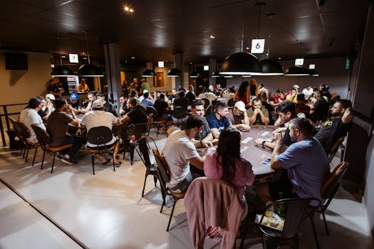 Live vs. Online Poker: Choosing the Best Platform for Your Play Style